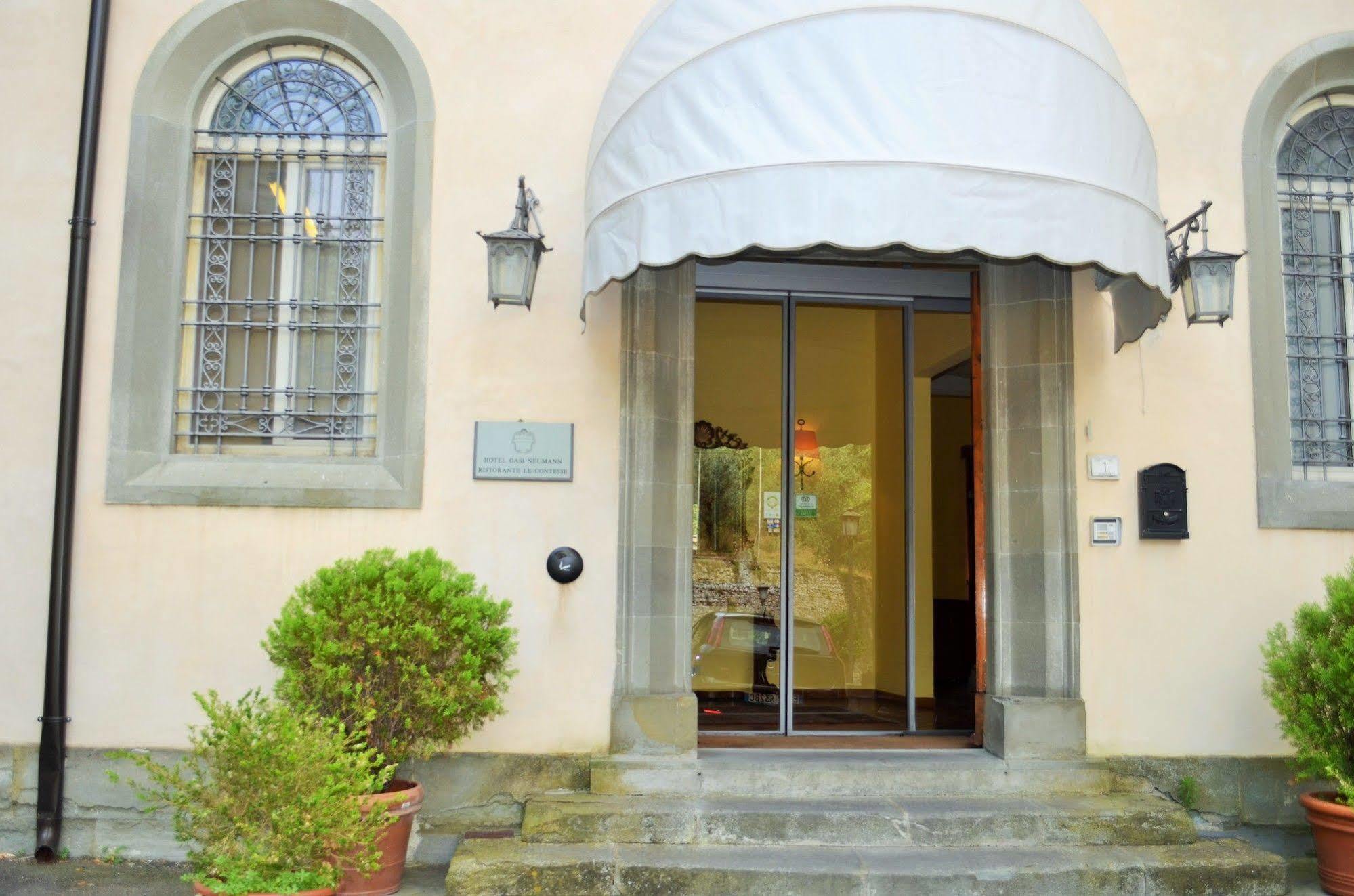 קורטונה Hotel Oasi Neumann מראה חיצוני תמונה