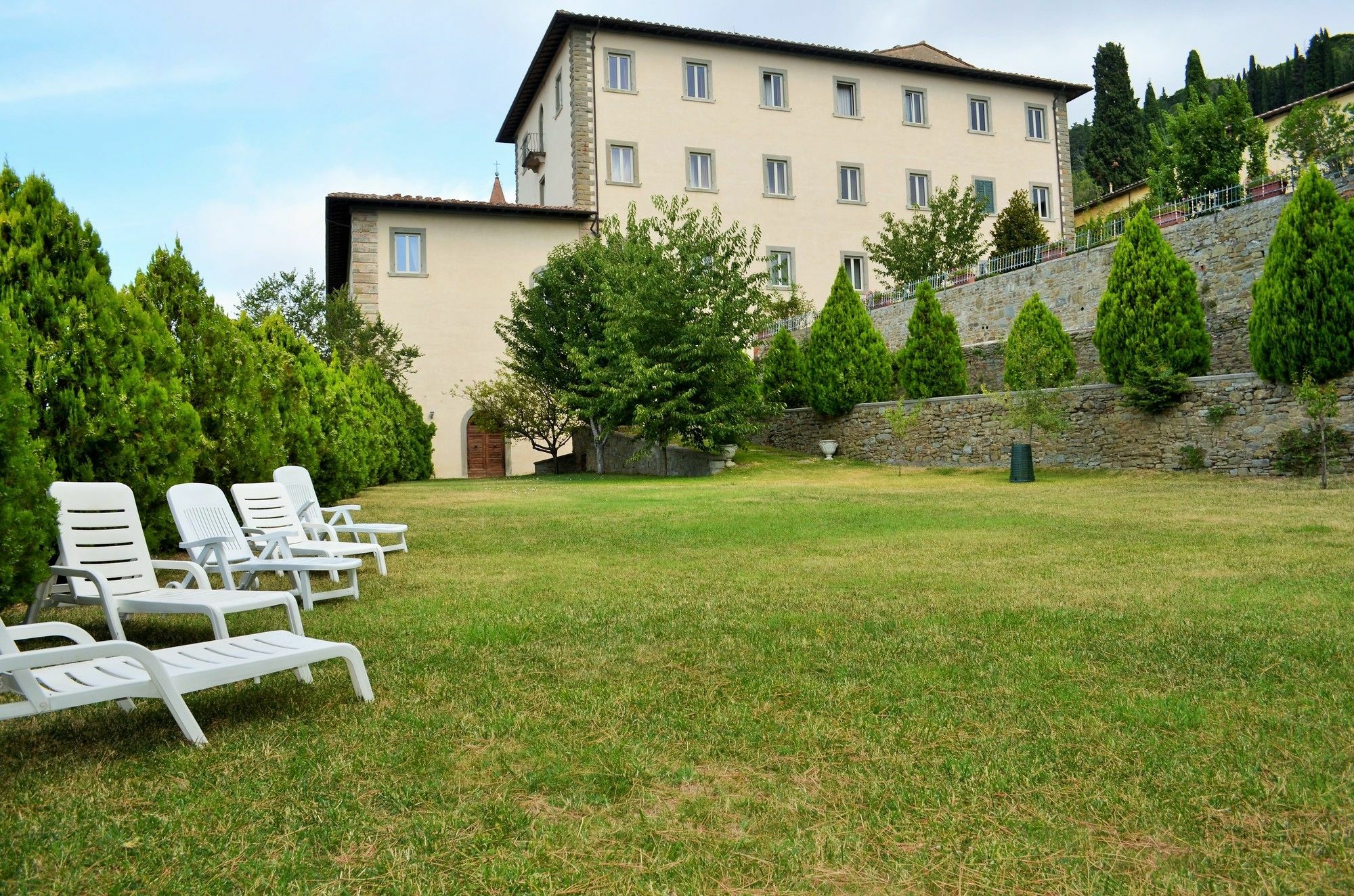קורטונה Hotel Oasi Neumann מראה חיצוני תמונה